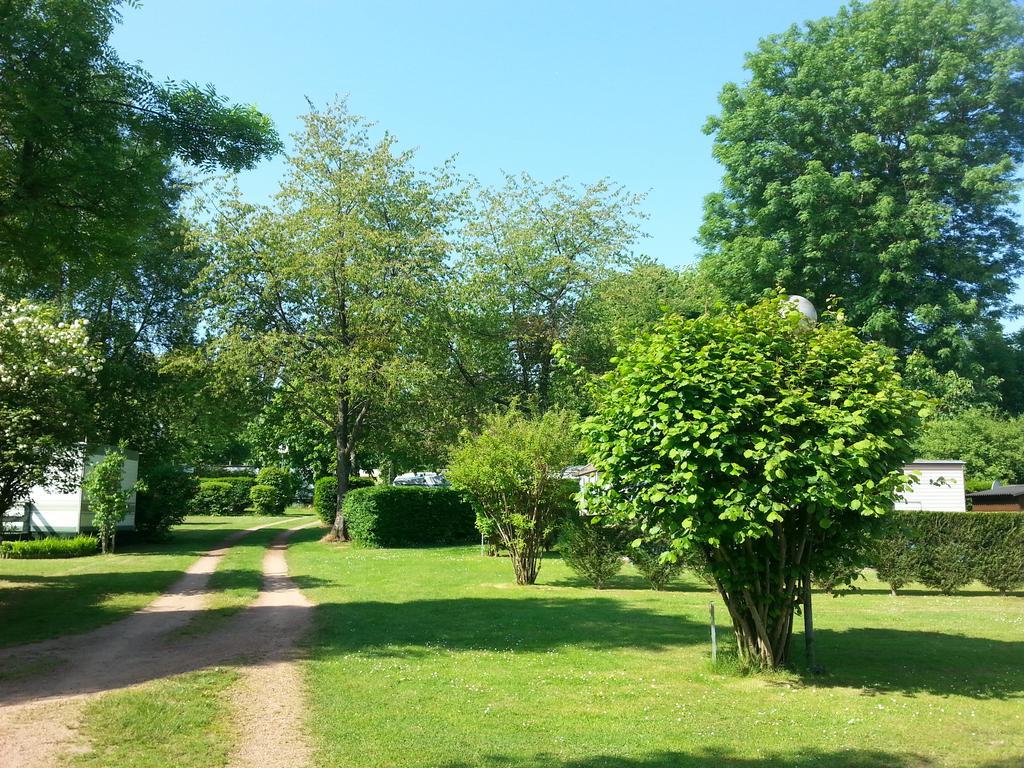 ホテルCamping Le Picardy Pinchefalise エクステリア 写真